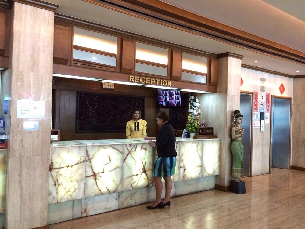Kosit Hotel Hatjaj Kültér fotó