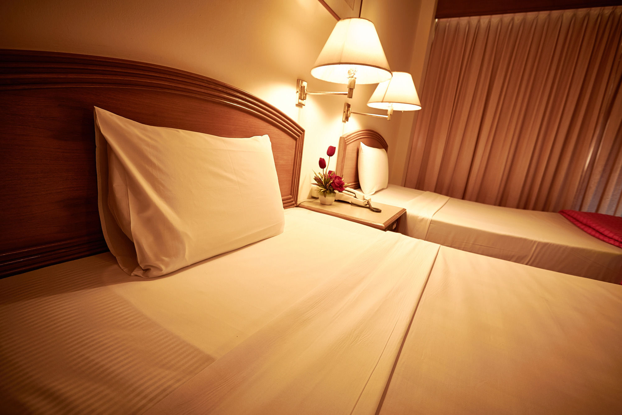 Kosit Hotel Hatjaj Kültér fotó